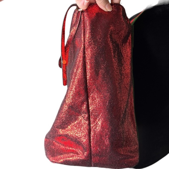 Boutique Red Sparkly Tote Bag w/Racing Stripes - Picture 6 of 8